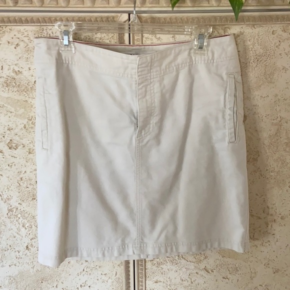 Tommy Hilfiger jeans skirt size 8,like new - Picture 3 of 5